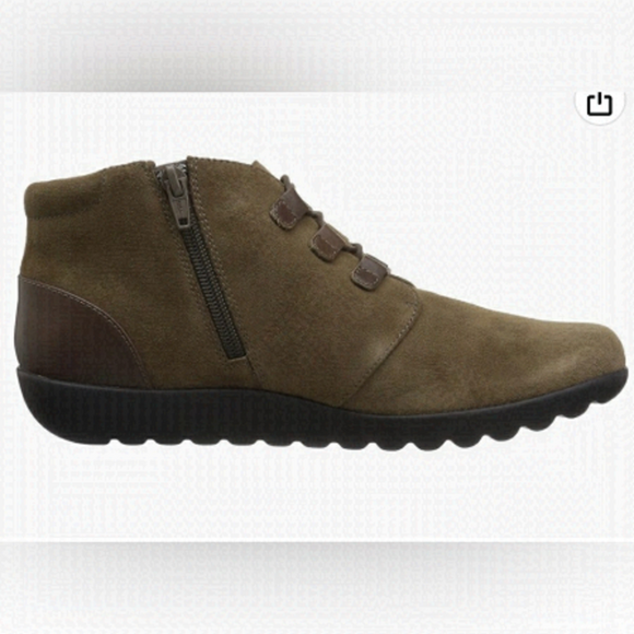 CLARKS Medora Sage Ankle Boot Size 7 - Picture 3 of 9